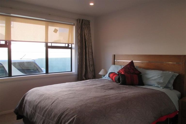 Photo of property in 1/111 Aikmans Road, Merivale, Christchurch, 8014