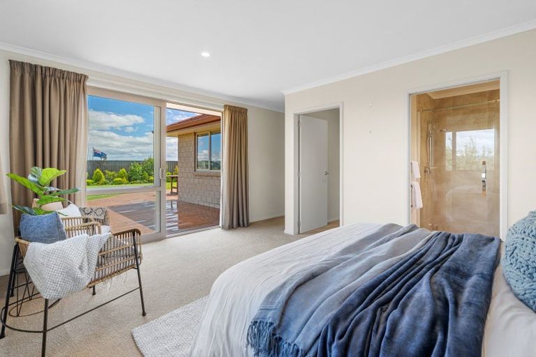 Photo of property in 28 Blacklock Road, Pyes Pa, Tauranga, 3112