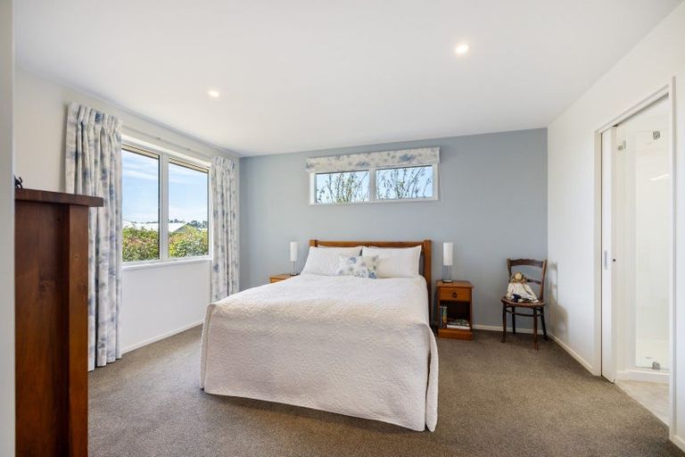 Photo of property in 4 Loe Place, Amberley, 7410