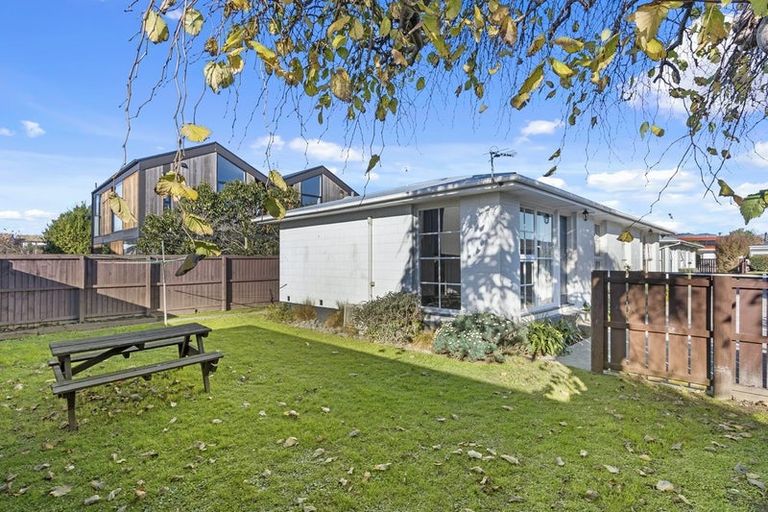 Photo of property in 381 Gloucester Street, Linwood, Christchurch, 8011