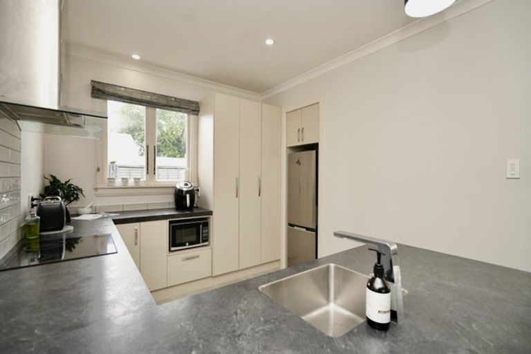 Photo of property in 52 Matipo Street, Takaro, Palmerston North, 4410