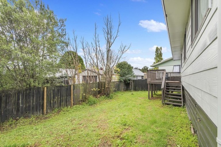 Photo of property in 2/57 Redcrest Avenue, Red Hill, Papakura, 2110