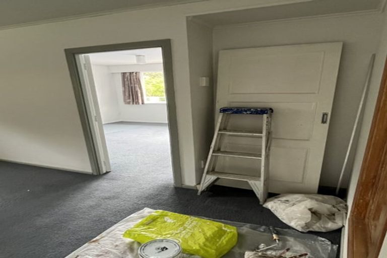 Photo of property in 1/195 Godley Road, Titirangi, Auckland, 0604