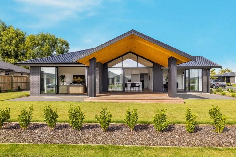 Property details for 16 Whitburn Avenue, Halswell, Christchurch, 8025