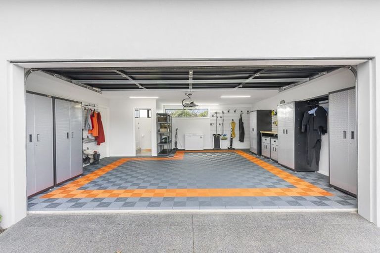 Photo of property in 38 Hawthorne Lane, Kingseat, Papakura, 2580