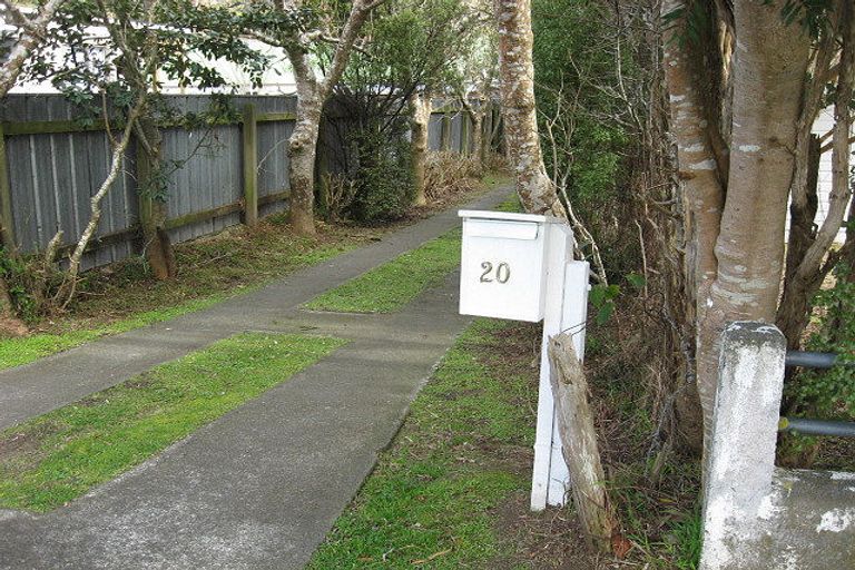 Photo of property in 20 Wood Street, Wainuiomata, Lower Hutt, 5014