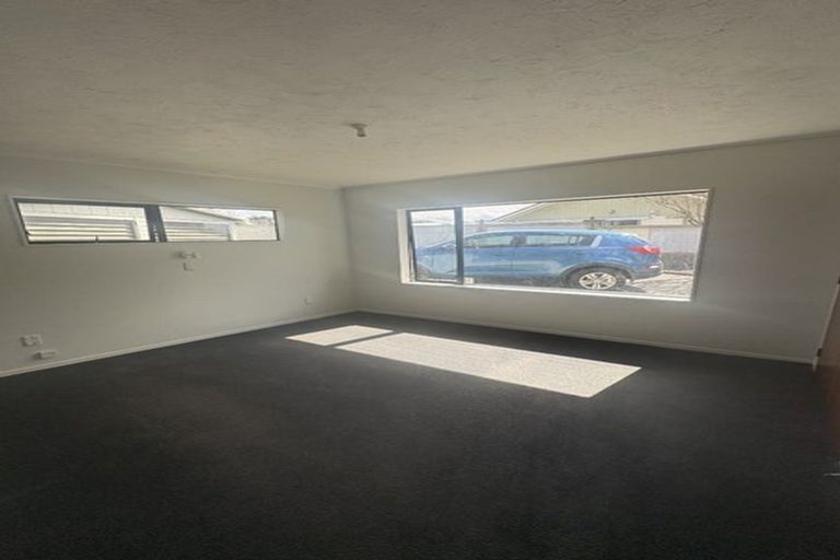 Photo of property in 14 Kaweka Place, Havelock North, 4130