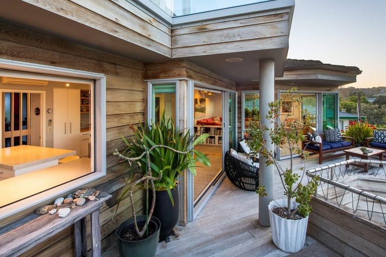 Photo of property in 12 Whitby Crescent, Mairangi Bay, Auckland, 0630