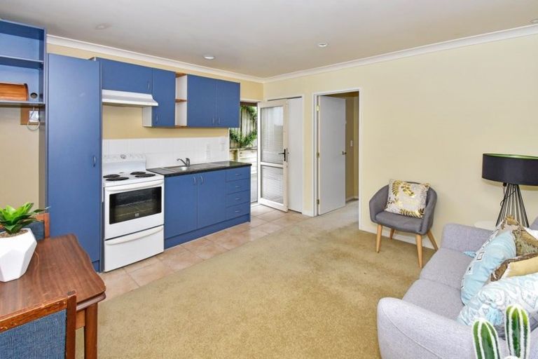 Photo of property in 26 Byblos Place, The Gardens, Auckland, 2105