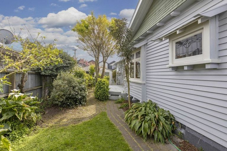 Photo of property in 74 Avalon Street, Richmond, Christchurch, 8013