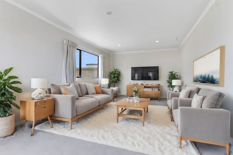 Photo of property in 14a Baverstock Road, Nawton, Hamilton, 3200