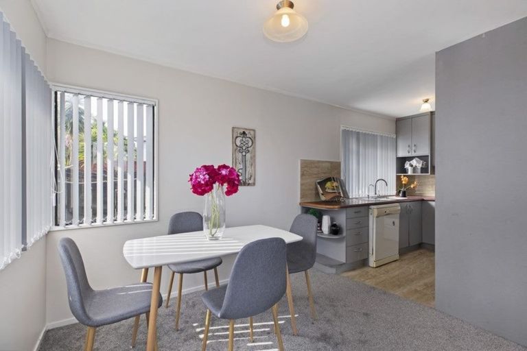 Photo of property in 1/67 Charntay Avenue, Clover Park, Auckland, 2019