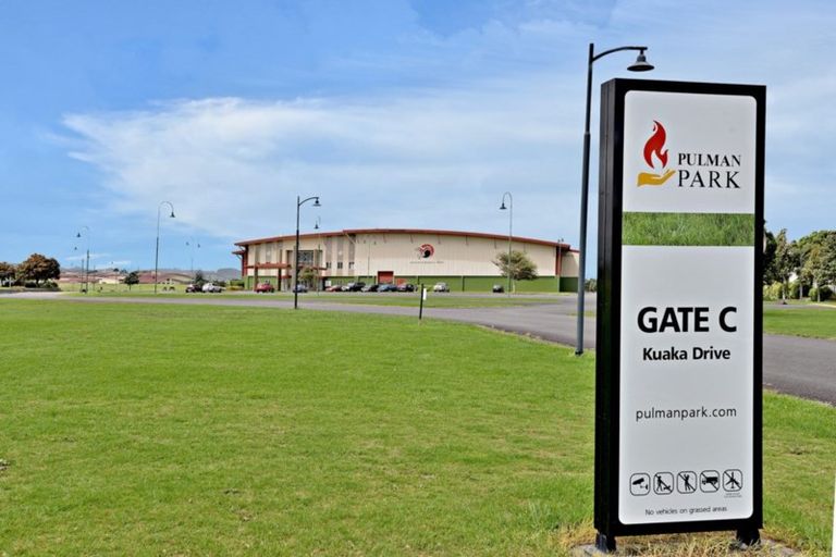 Photo of property in 64 Te Napi Drive, Takanini, 2112