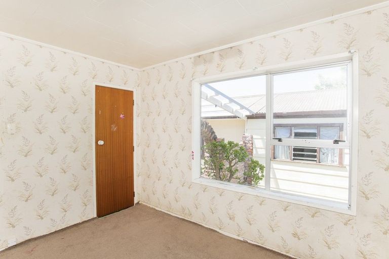 Photo of property in 4 Anita Grove, Riverdale, Gisborne, 4010