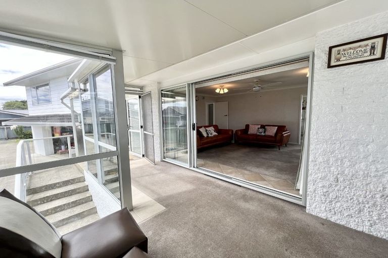 Photo of property in 32 Kildare Drive, Waikiwi, Invercargill, 9810