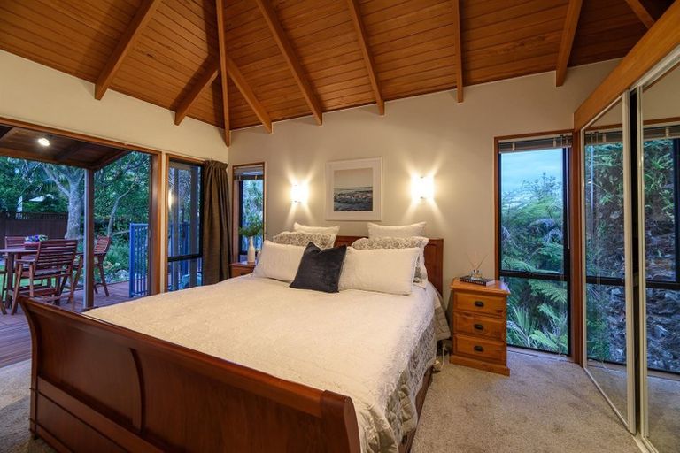 Photo of property in 16 Braemar Road, Castor Bay, Auckland, 0620