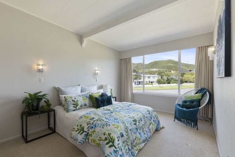 Photo of property in 1061a High Street, Taita, Lower Hutt, 5011