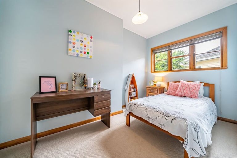 Photo of property in 43 Thornycroft Avenue, Epuni, Lower Hutt, 5011