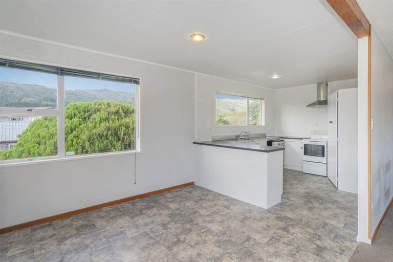 Photo of property in 119 Huaroa Street, Coromandel, 3506