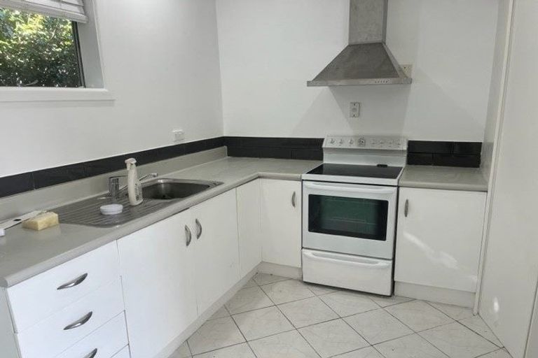 Photo of property in 169 Bucklands Beach Road, Bucklands Beach, Auckland, 2012