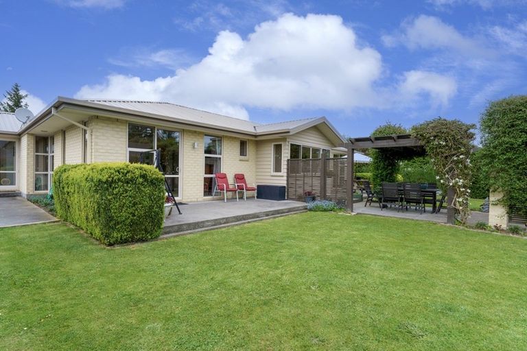 Photo of property in 11 Church Street, Oxford, 7430