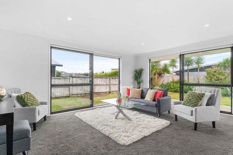 Photo of property in 32 Kedge Drive, Mangawhai, 0505