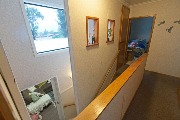 Photo of property in 24 Pompolona Street, Te Anau, 9600