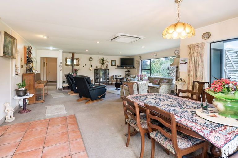 Photo of property in 80 Grand Vue Road, Kawaha Point, Rotorua, 3010