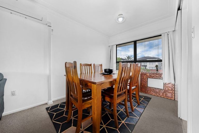 Photo of property in 3/2 Ferguson Street, Manurewa East, Auckland, 2102