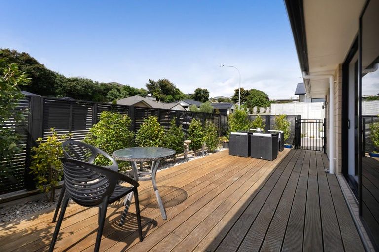 Photo of property in 3 Frederick Place, Whalers Gate, New Plymouth, 4310