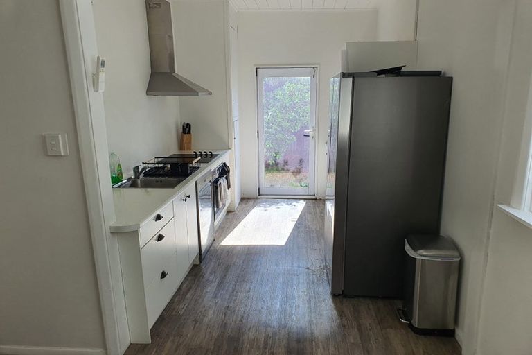 Photo of property in 337 Marine Parade, Napier South, Napier, 4110