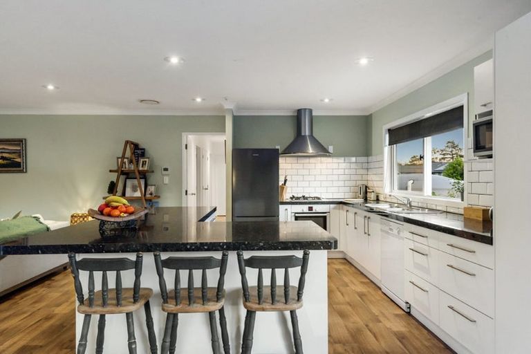 Photo of property in 974 Kahikatea Flat Road, Waitoki, Kaukapakapa, 0871