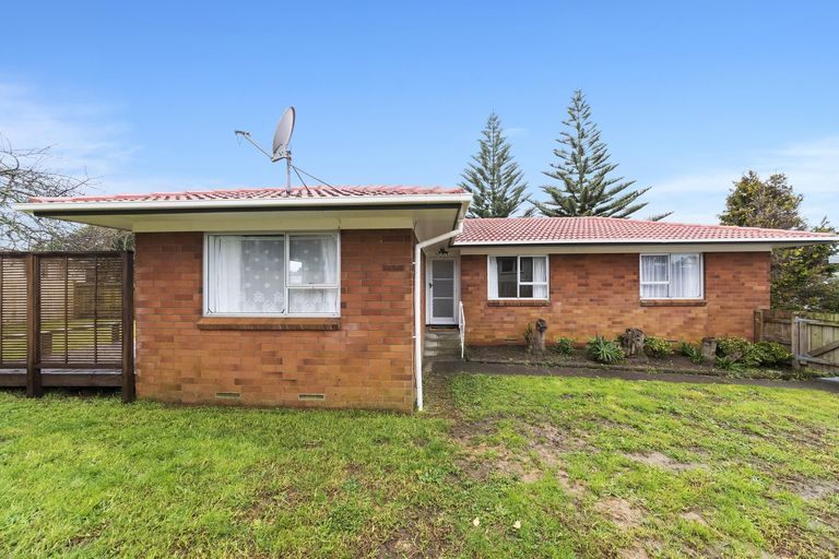 Photo of property in 121 Mahia Road, Wattle Downs, Auckland, 2103