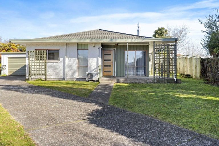 Photo of property in 5 Batten Street, Glenholme, Rotorua, 3010
