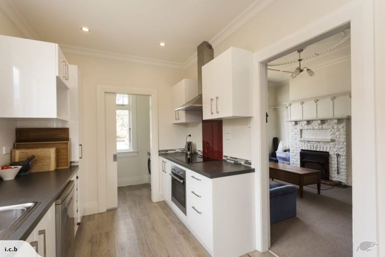 Photo of property in 272 Macandrew Road, Forbury, Dunedin, 9012