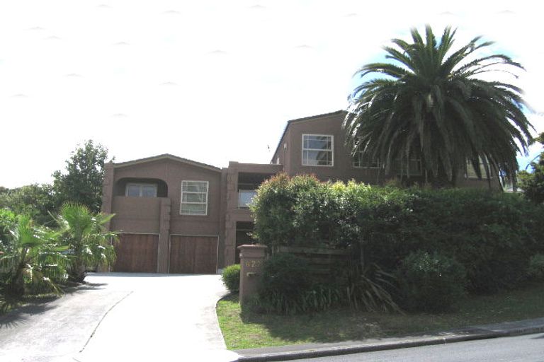 Photo of property in 820 Beach Road, Browns Bay, Auckland, 0630