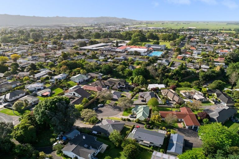 Photo of property in 2 Dowman Place, Te Puke, 3119