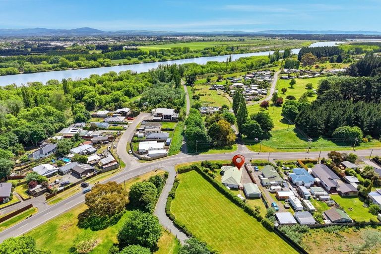 Photo of property in 194 Kainga Road, Kainga, Christchurch, 8083
