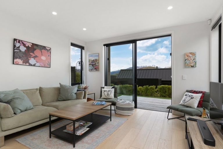 Photo of property in 6 Mckenzies Shute, Jacks Point, Queenstown, 9371