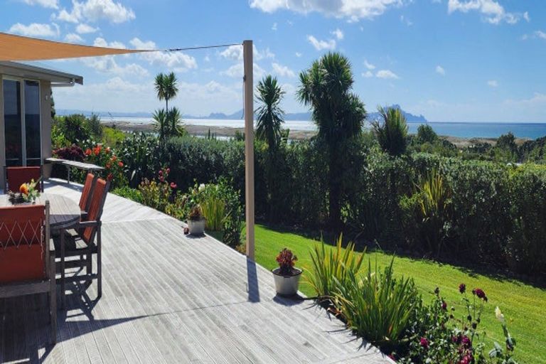 Photo of property in 6 Cullen Road, Waipu, 0582