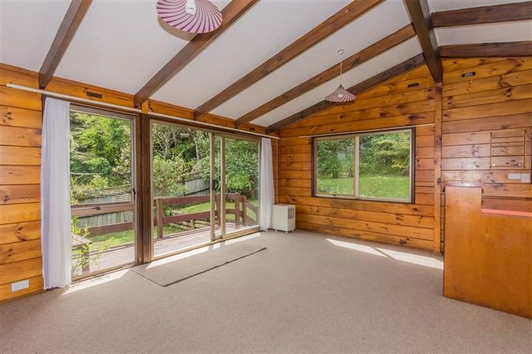 Photo of property in 1/28 Scotstoun Place, Glen Eden, Auckland, 0602