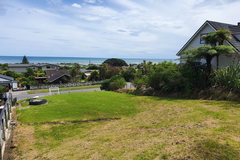 Photo of property in 19 Nolan Crescent, Karoro, Greymouth, 7805