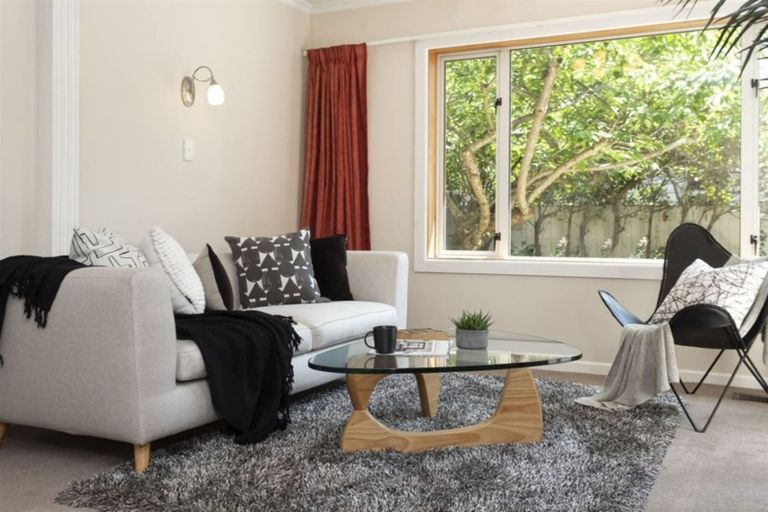 Photo of property in 110 Clyde Road, Ilam, Christchurch, 8041