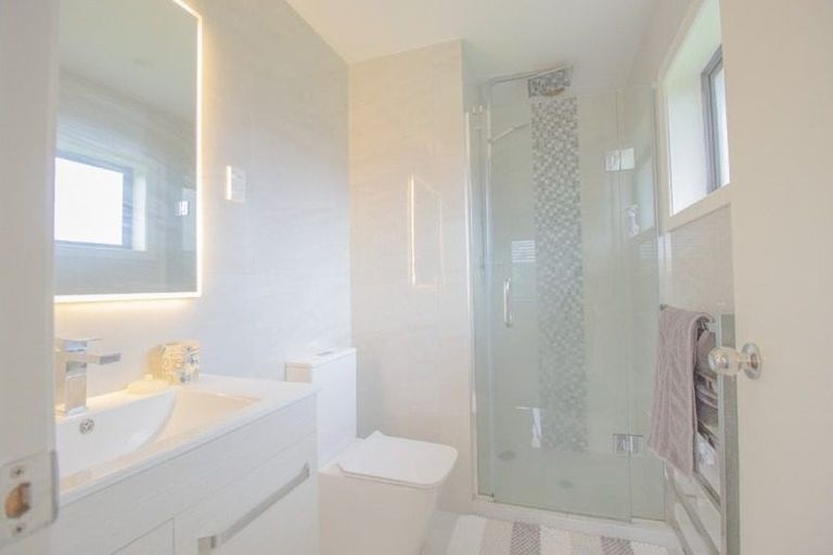 Photo of property in 55 Waimahia Avenue, Weymouth, Auckland, 2103