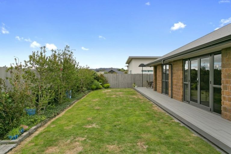 Photo of property in 33 Norfolk Drive, Cambridge, 3434