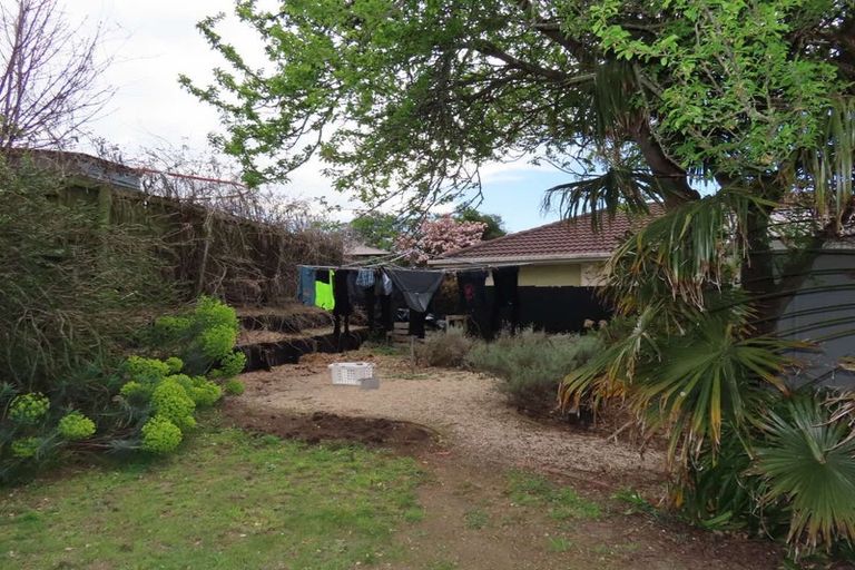 Photo of property in 87 Bassett Street, Burwood, Christchurch, 8083