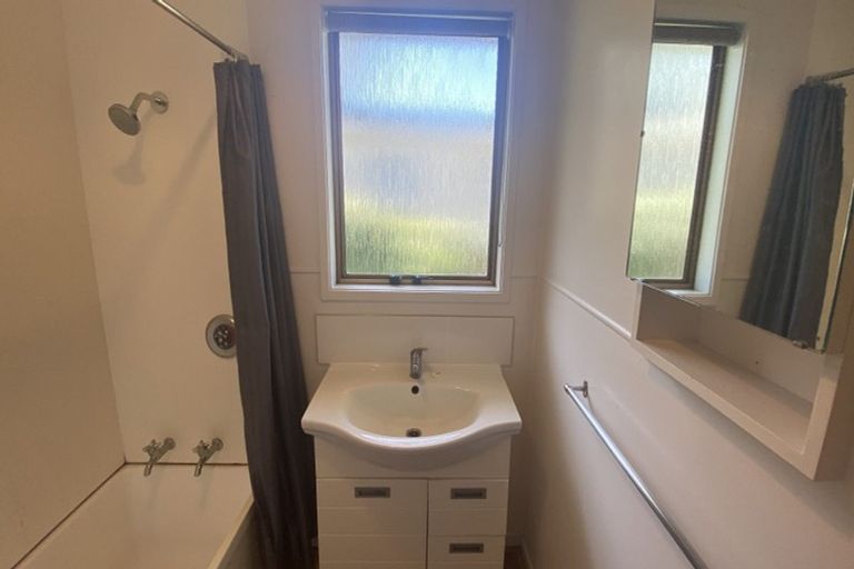 Photo of property in 66 Lavery Place, Sunnynook, Auckland, 0632