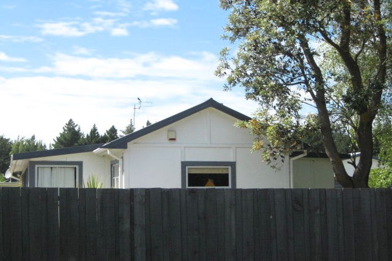 Photo of property in 32 Park Terrace, Waikuku Beach, 7473