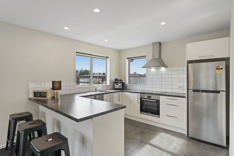 Photo of property in 17 Ruru Place, Oxford, 7430