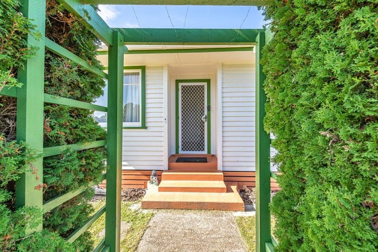 Photo of property in 323 Somme Parade, Aramoho, Whanganui, 4500